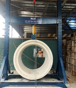 Máy Ép Ống Cống 3 Cạnh