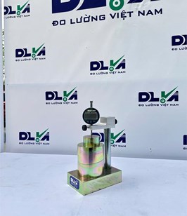 Thiết bị kiểm tra độ dày của vải địa kỹ thuật.