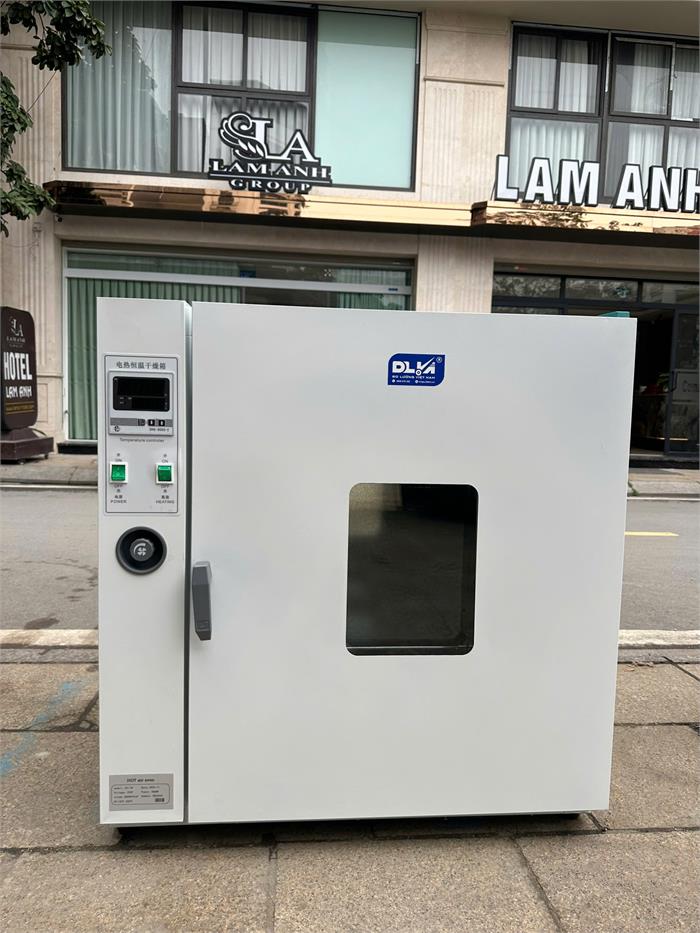 Tủ sấy 300 độ C  225 Lít