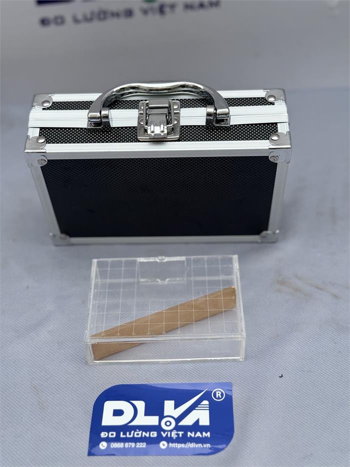 Dụng cụ xác định góc nghỉ của cát